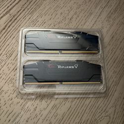 Rip jaws V Ddr4-3200 8Gx2 Ram