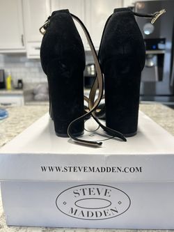 STEVE madden black heels