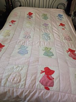 Sunbonnet Sue Appliqué Patchwork Quilt