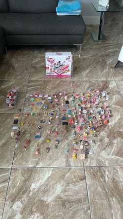 Mini brands