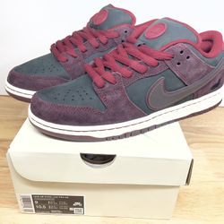 Nike SB Dunk Riot Skateshop