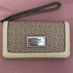 Guess Wallet 