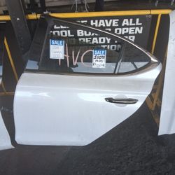 2019-2021 Genesis G70 Door