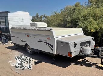 2009 Coleman pop-up