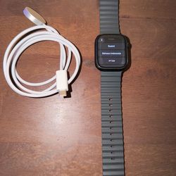 Apple Watch Series 9 45mm Cellular +gps  $200 or best offer