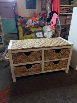 Storage Bench with 4 Wicker Baskets – White & Natural