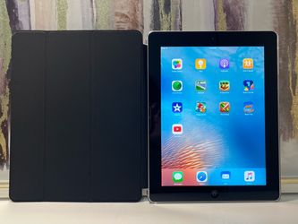 Apple iPad 2nd Gen Black A1395 16GB Tablet 9.7” iOS 9.3.5 w/ Case - $39