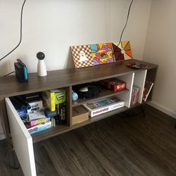 TV Stand 