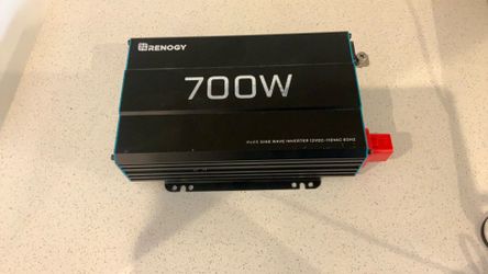 Renogy Pure Sine Wave Inverter. - 700W