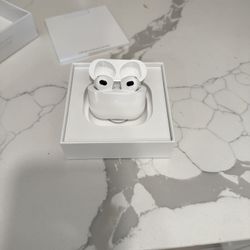 Apple AirPods 4 Wireless Earbud 