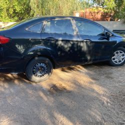 2013 Ford Fiesta