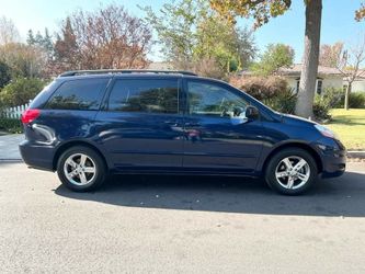2006 TOYOTA SIENNA 