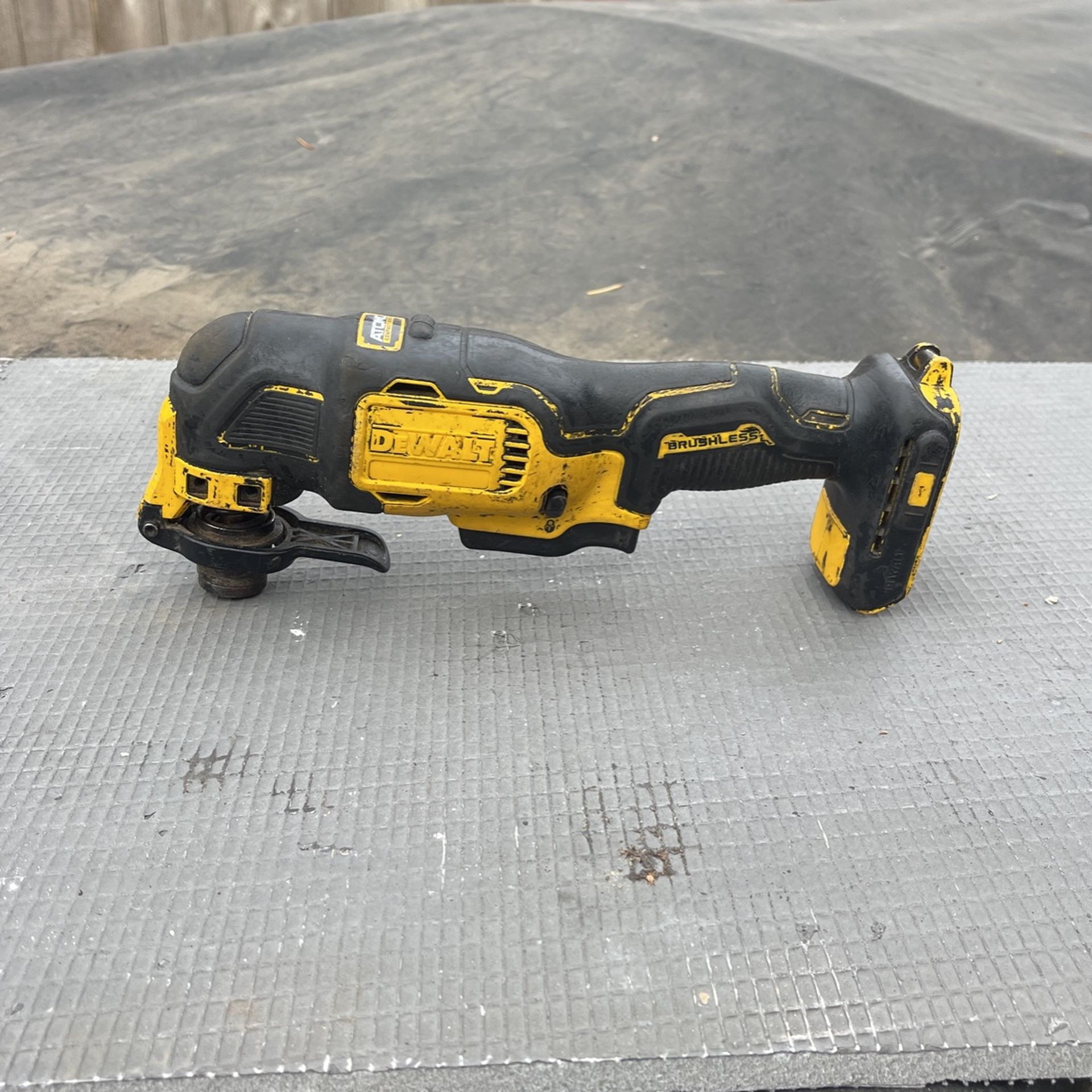 Dewalt Atomic 20v Multi-tool