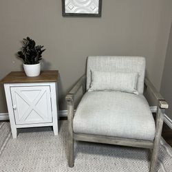 Ashley Side/Accent Table