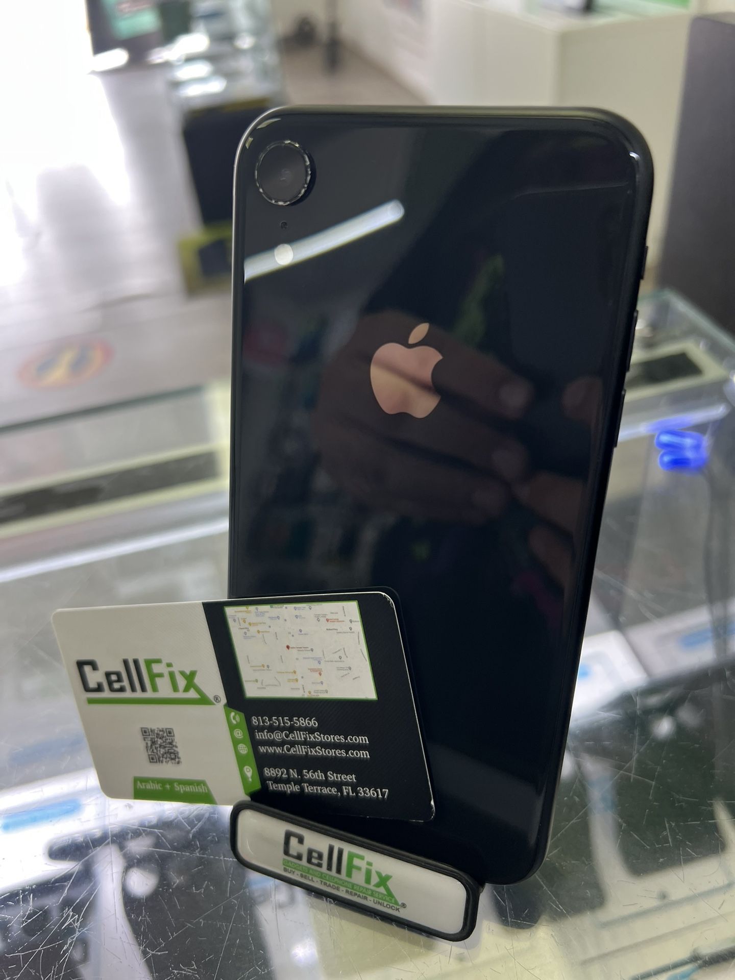 iPhone XR 64gb Unlocked (black)