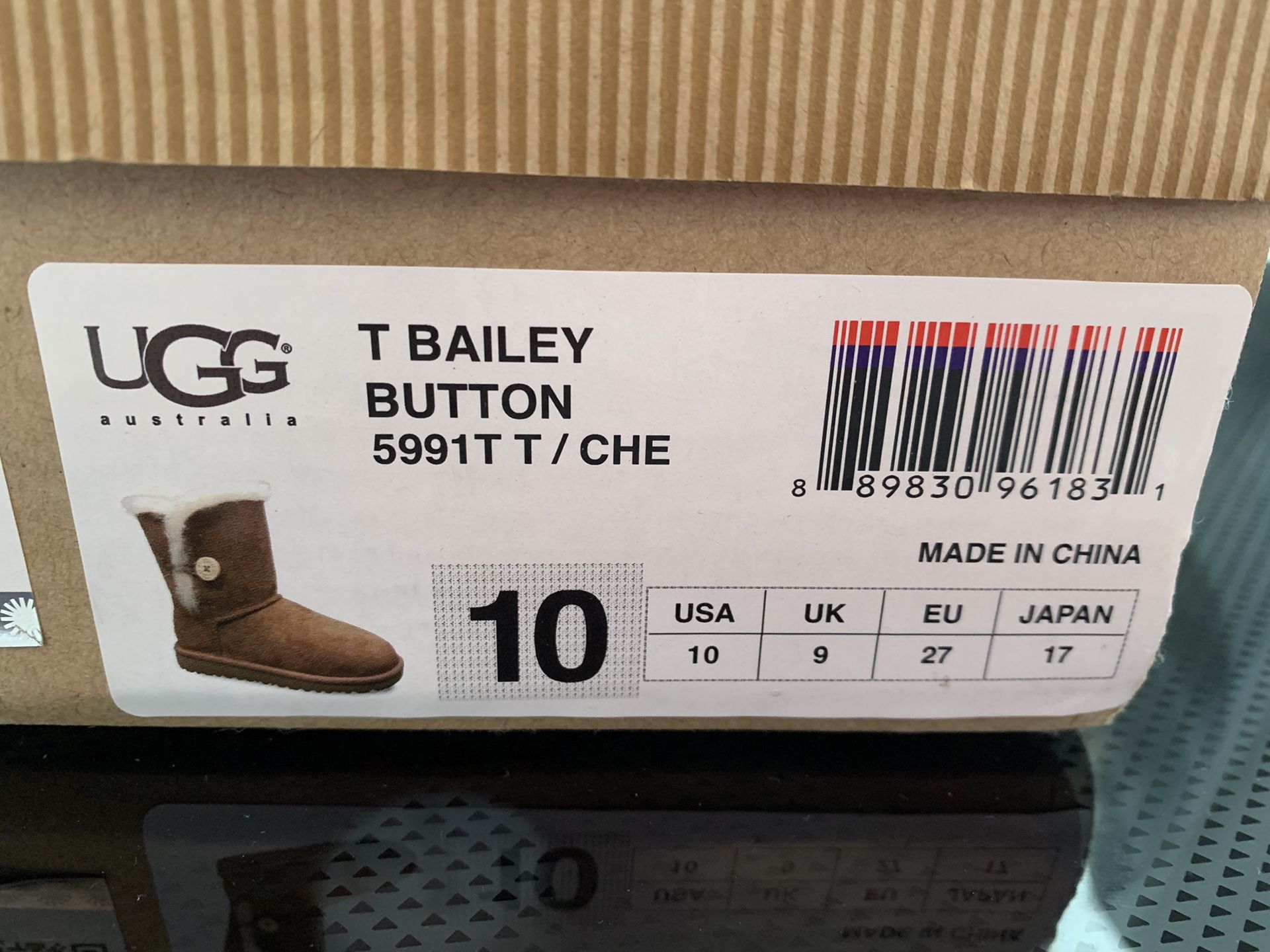 Toddler/Child UGG boots size 10