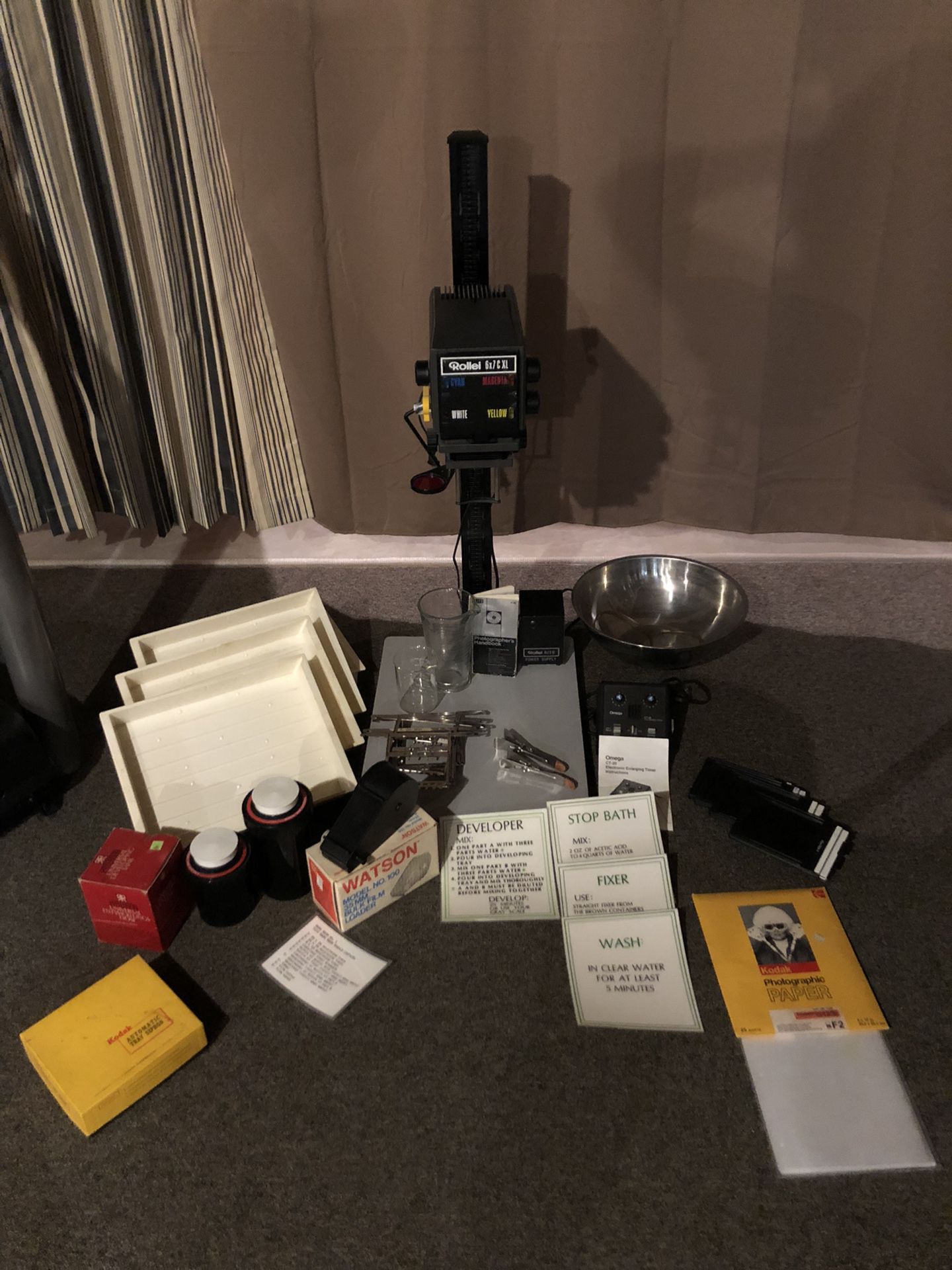 Rollei Darkroom Developing Equipment/Color Photo Enlarger And Equipment