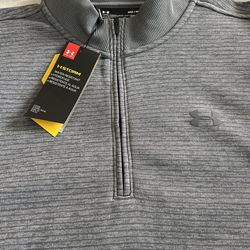 Under Armour Long Sleeve - Medium