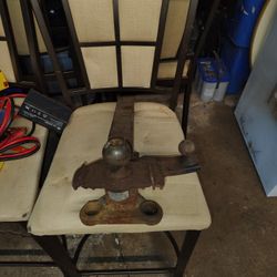 Heavy Duty 2 And 5/16 Tension Hitch