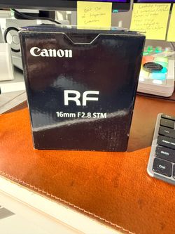 Canon RF 16mm F2.8 STM Wide Angle Lens