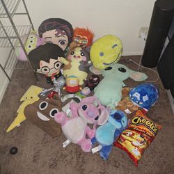 18 Pc Plushie Bundle