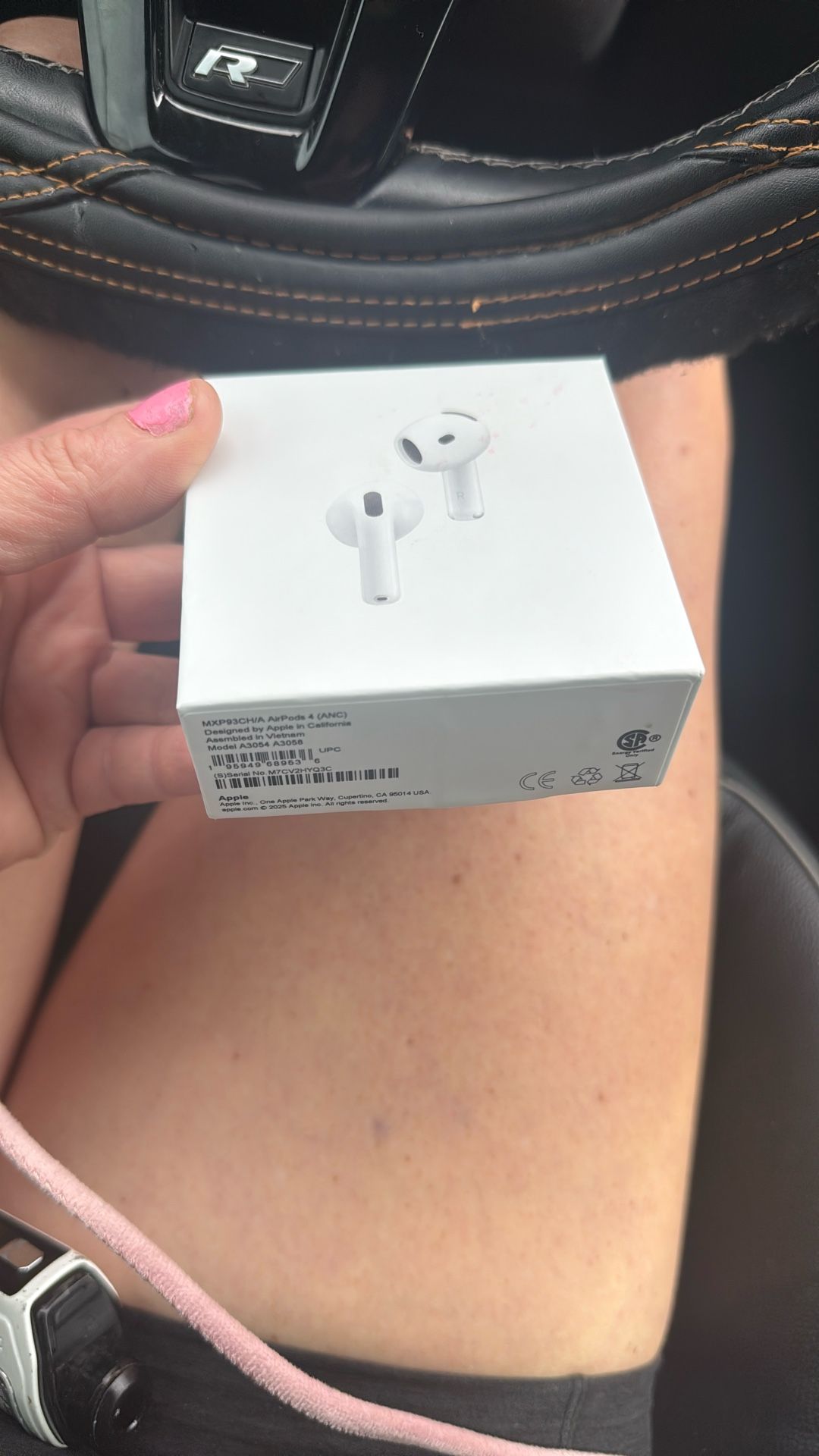 NEW AIRPODS 4th GEN. ANC