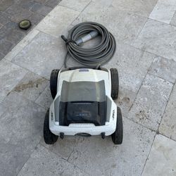 POLARIS VRX IQ+ Smart Robotic Pool Cleaner