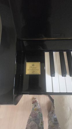 🎹 Samick Upright Piano - $500 OBO