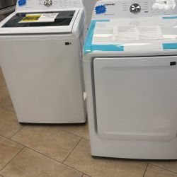 Samsung Washer And Gas Dryer  Brand New 