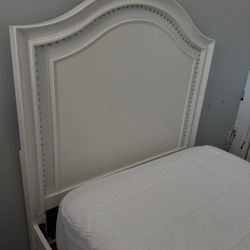 Twin Bed Frame wit/without Mattress 