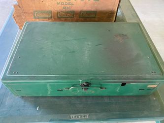 Coleman Vintage camp stove