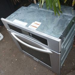 KitchenAid Build In Range Oven With Unknown Condition 