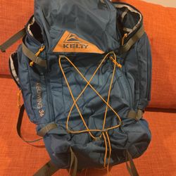 Kelty Redwing 36 Hiking Backpack