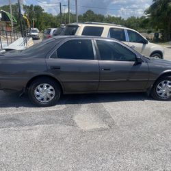 2000 Toyota Camry