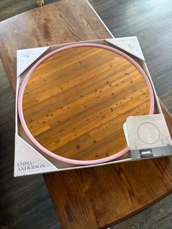 Pink mirror