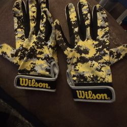 Wilson Youth Football Gloves-medium 