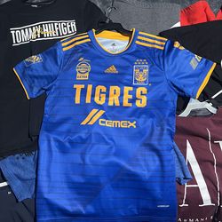 Tigres Jersey