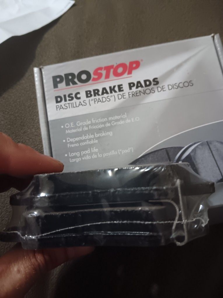 Brake Pads 2015 Hyundai Elantra 1.8L L4 ( Rear Pair)