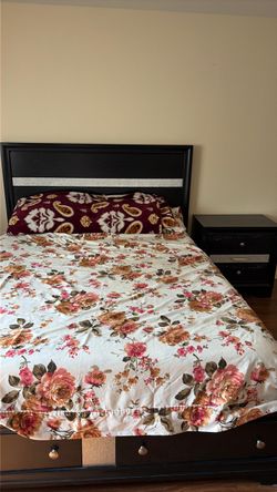 Bed room set queen size