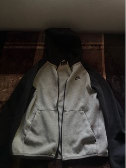 Nike tech