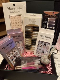 Black And White Beauty Box