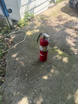 Fire extenguisher