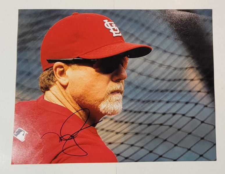 MARK MCGWIRE Signed Photo St. Louis Cardinals 11x14