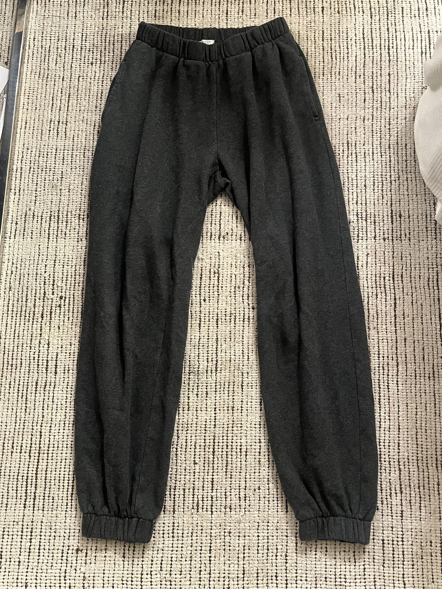 Brandy Melville Rosa Sweatpants