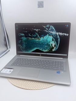 HPI SOURCING - NEW 17.3" Full HD Laptop, Intel Core i3 i3-N305, 8GB RAM, 256GB SSD, Windows 11 Home, 17-cn3034wm