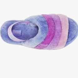 BRAND NEW WOMANS 7 FLUFF YEAH UGG SLIDES