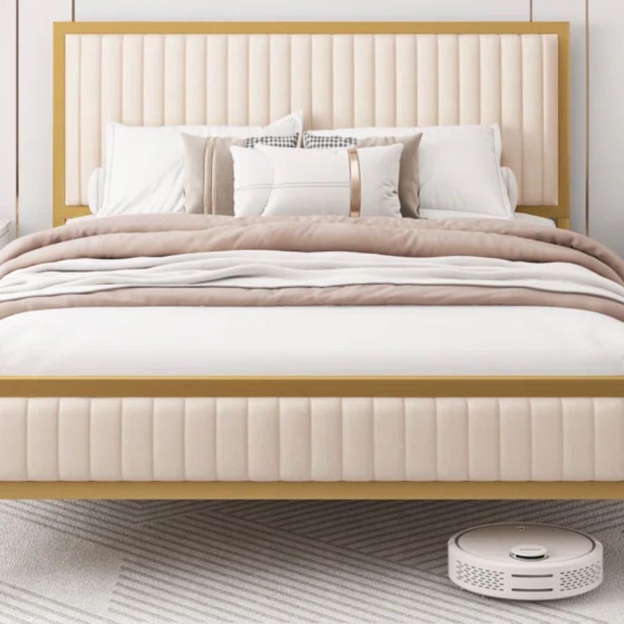 Tuft And Needle Queen Mattress And Bedframe 