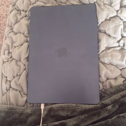 2023 MacBook Air M2 15’