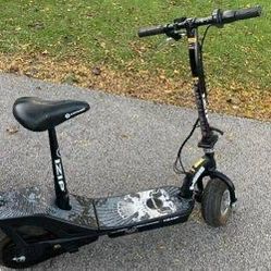 ELECTRIC SCOOTER - RUNS GREAT!