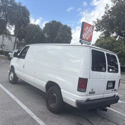 Ford E 250 